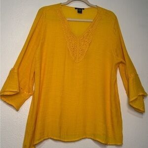 Robert Louis lemon yellow tunic top. Sz L.